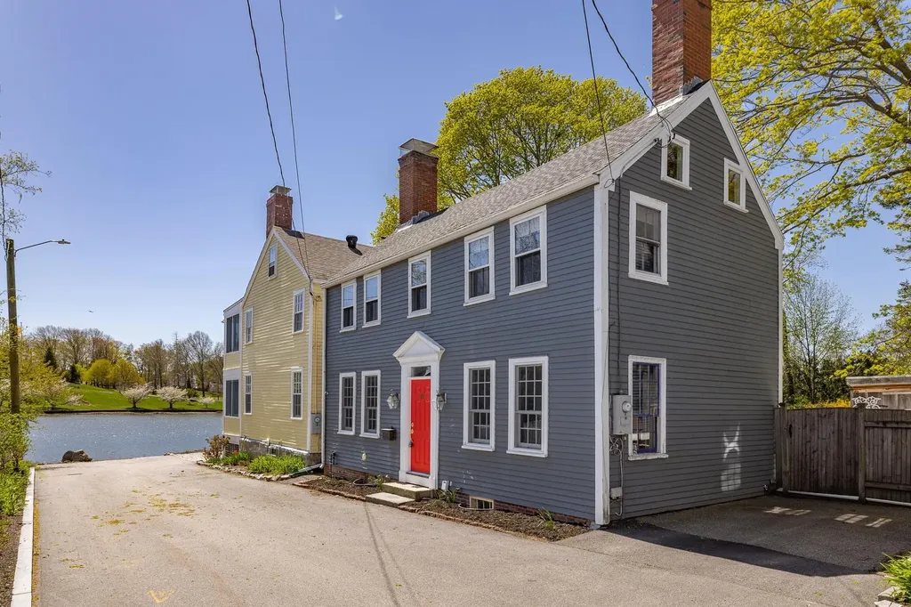 69 Wentworth Street Portsmouth NH 03801