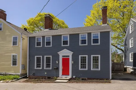 69 Wentworth Street Portsmouth NH 03801