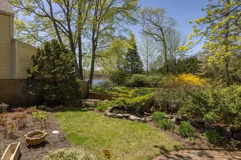 69 Wentworth Street Portsmouth NH 03801