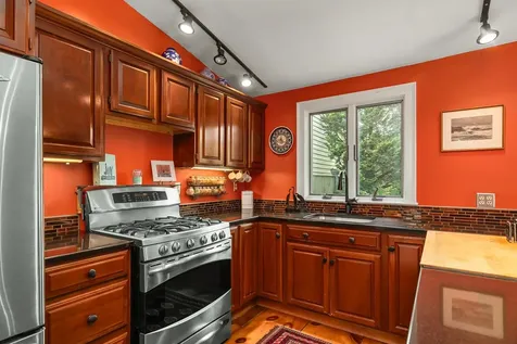 69 Wentworth Street Portsmouth NH 03801