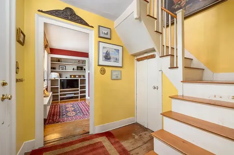 69 Wentworth Street Portsmouth NH 03801