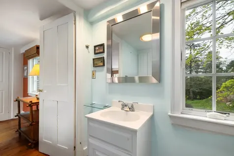 69 Wentworth Street Portsmouth NH 03801