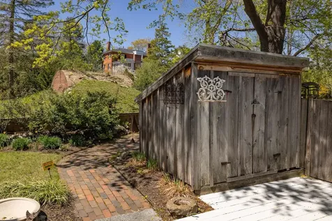 69 Wentworth Street Portsmouth NH 03801
