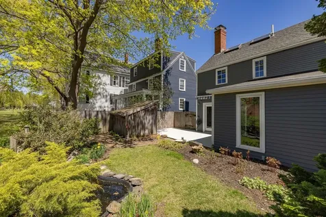 69 Wentworth Street Portsmouth NH 03801