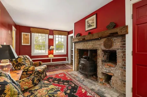 69 Wentworth Street Portsmouth NH 03801