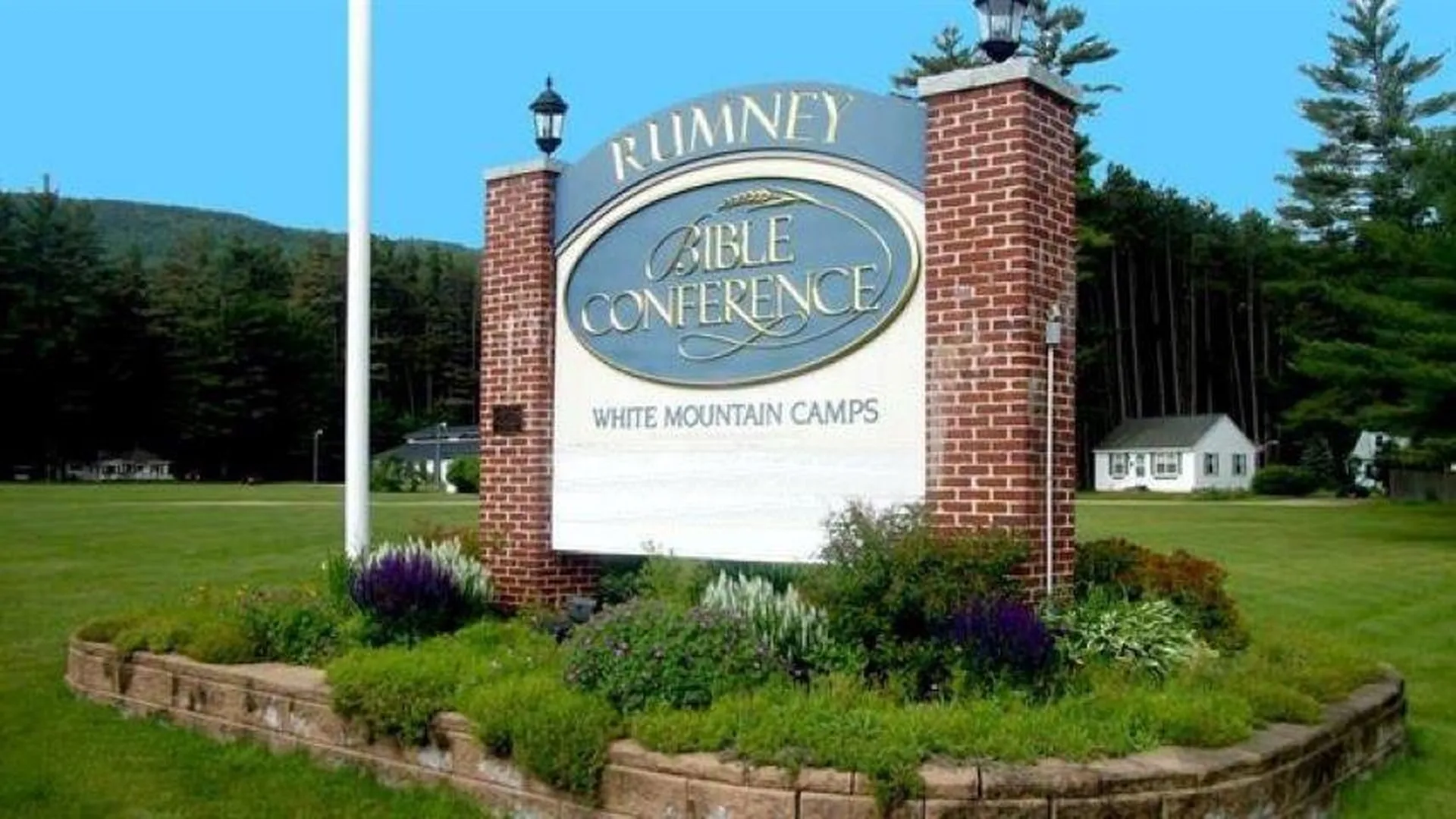 000 Gilford Avenue Rumney NH 03266