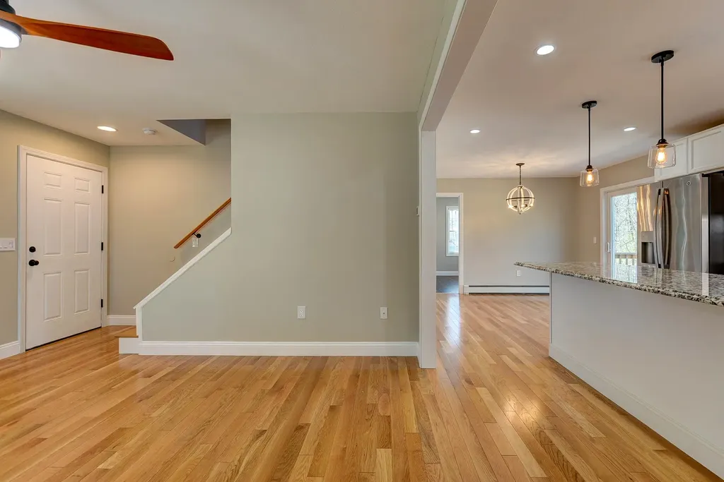 75 Tabor Circle Albany NH 03818