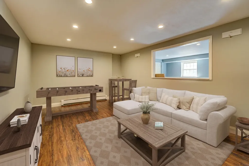 75 Tabor Circle Albany NH 03818