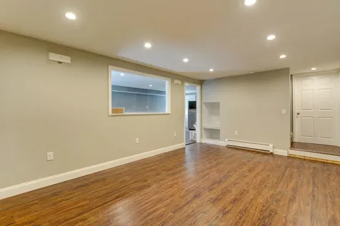 75 Tabor Circle Albany NH 03818