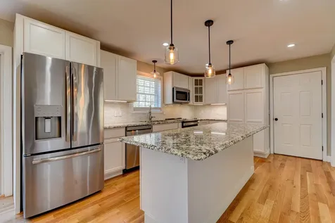 75 Tabor Circle Albany NH 03818