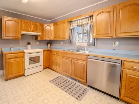 652 York Street Poultney VT 05764