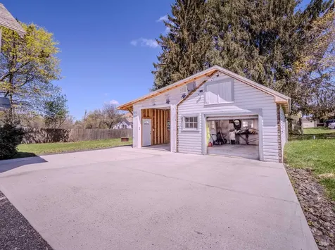 652 York Street Poultney VT 05764