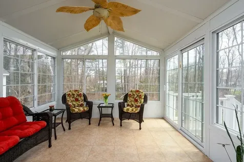 9 Yvonne Street Rochester NH 03867