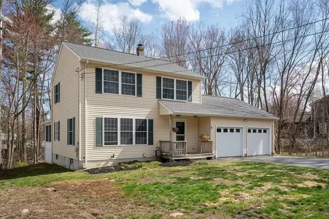 9 Yvonne Street Rochester NH 03867
