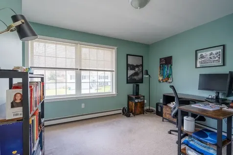 9 Yvonne Street Rochester NH 03867