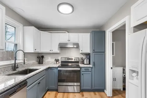 101 Winnicutt Road Stratham NH 03885