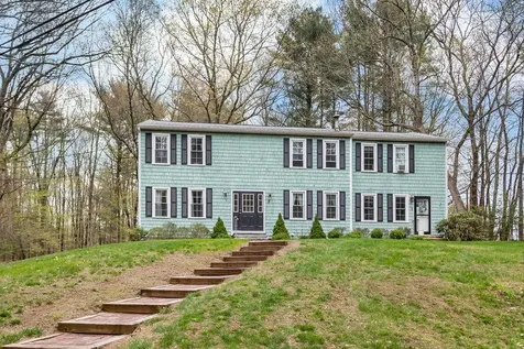 101 Winnicutt Road Stratham NH 03885