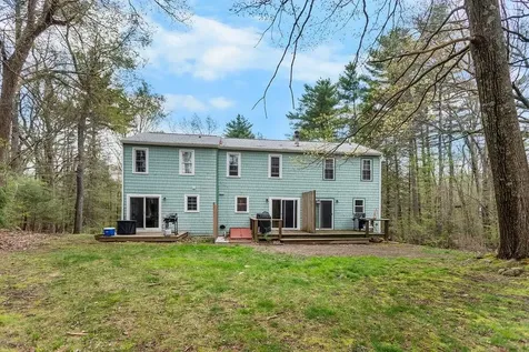 101 Winnicutt Road Stratham NH 03885