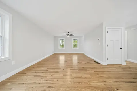 21 Cherryfield Way Barrington NH 03825