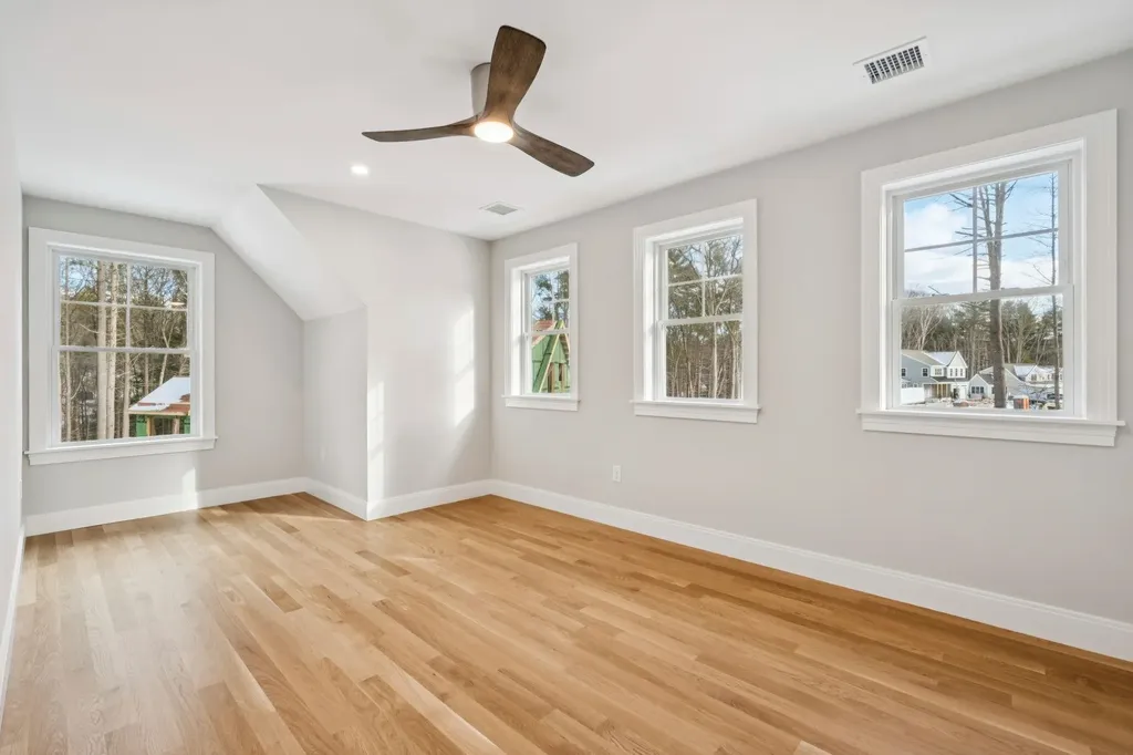 20 Washburn Farm Lane Kittery ME 03905