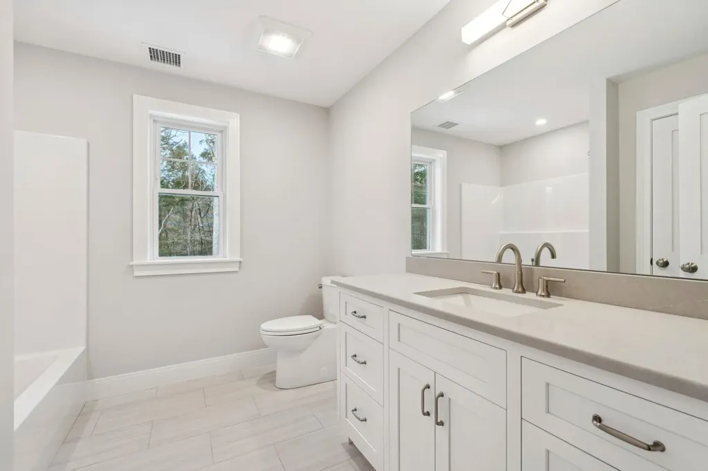 20 Washburn Farm Lane Kittery ME 03905