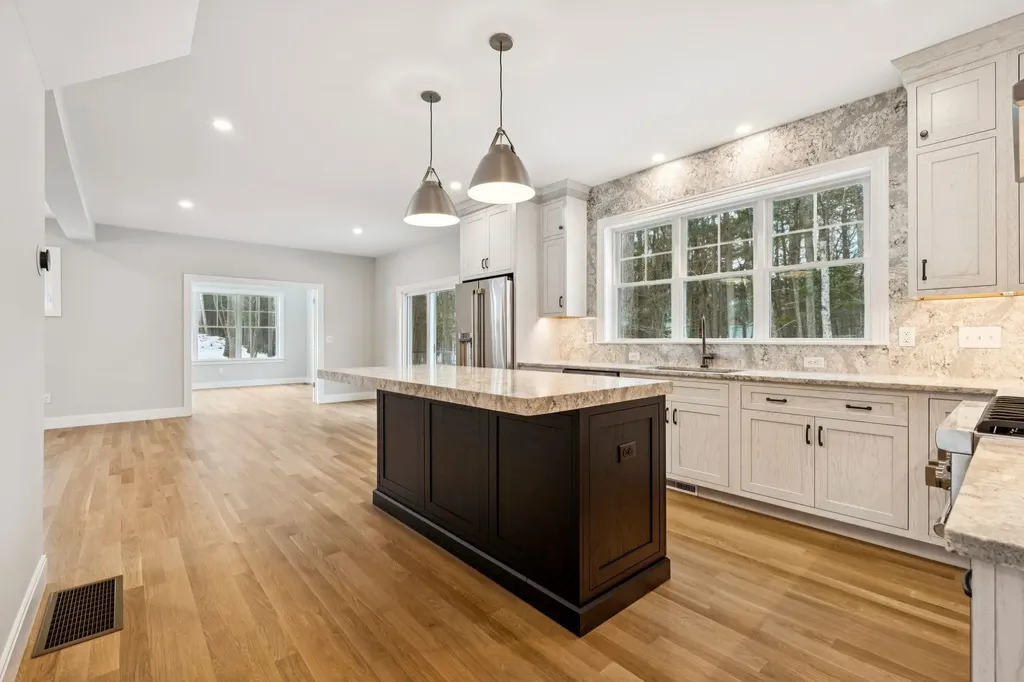 20 Washburn Farm Lane Kittery ME 03905