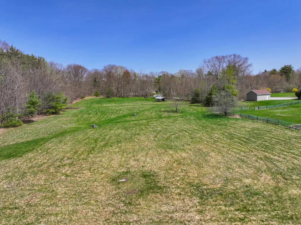 390 Bear Hill Road Loudon NH 03307