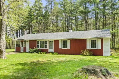 3 Hidden Ranch Drive Hooksett NH 03106