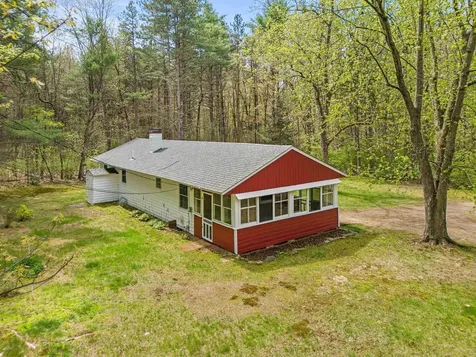 3 Hidden Ranch Drive Hooksett NH 03106