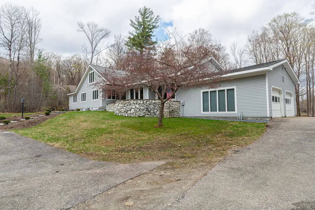 262 Powderhorn Road Manchester VT 05255