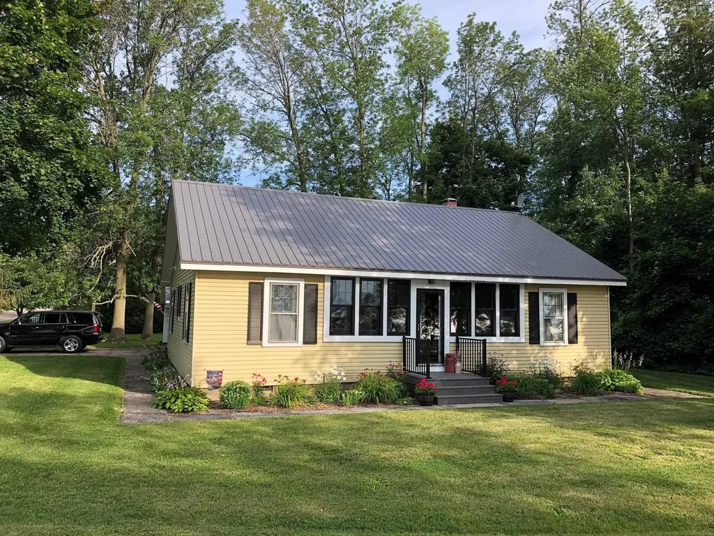 215 Lakeview Drive North Hero VT 05747