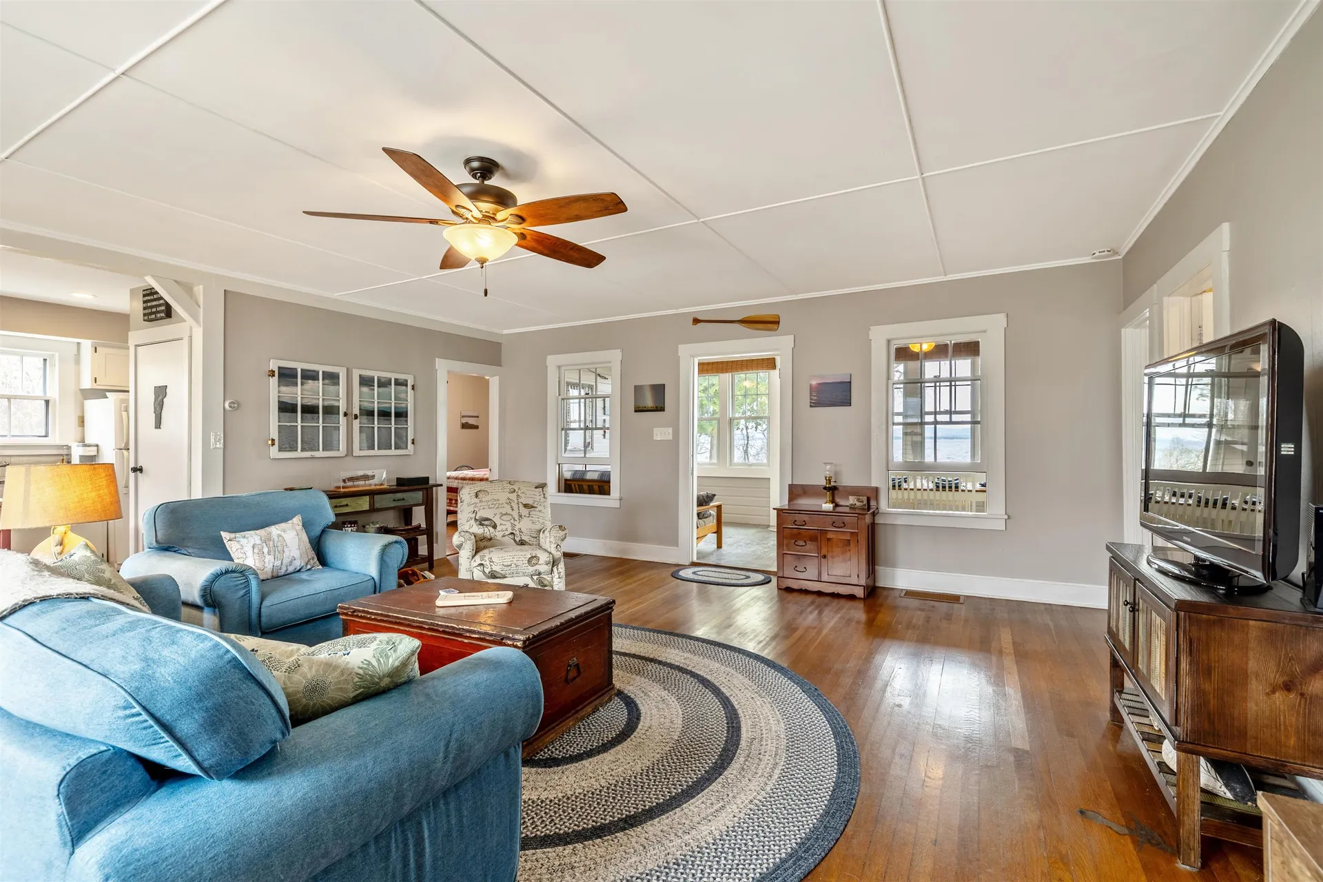 215 Lakeview Drive North Hero VT 05747