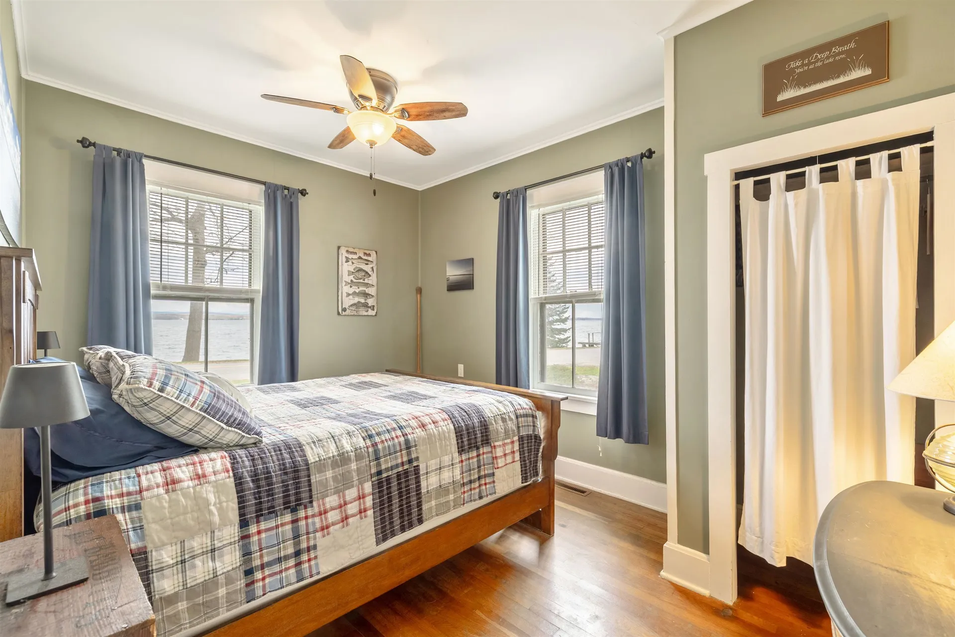 215 Lakeview Drive North Hero VT 05747