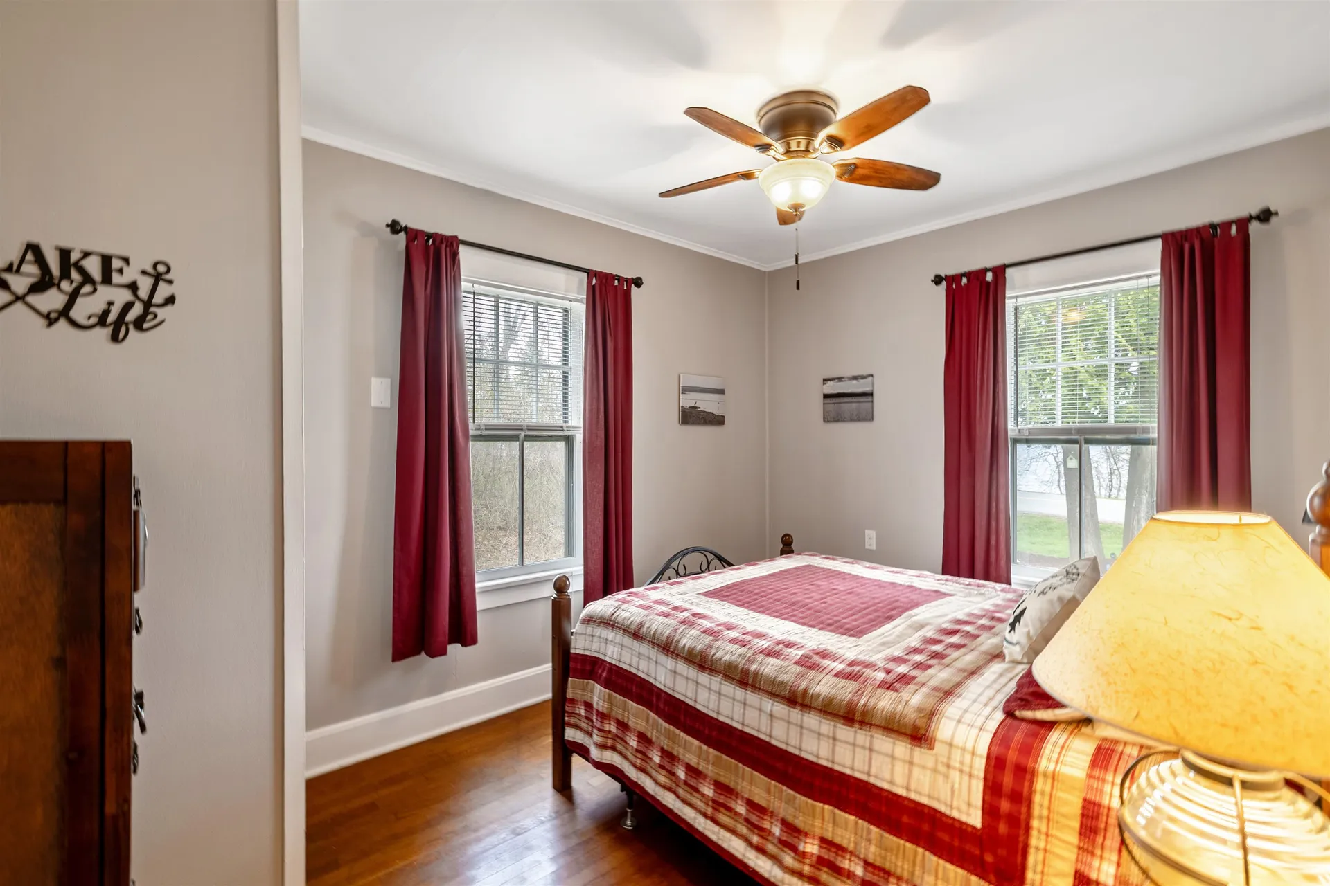 215 Lakeview Drive North Hero VT 05747