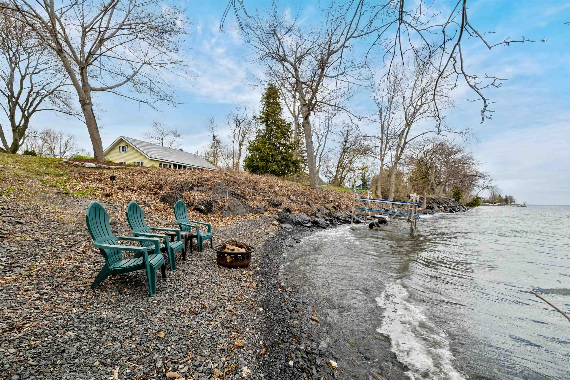 215 Lakeview Drive North Hero VT 05747