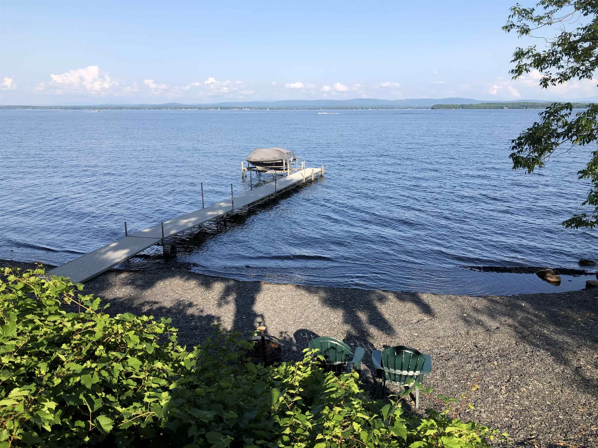 215 Lakeview Drive North Hero VT 05747