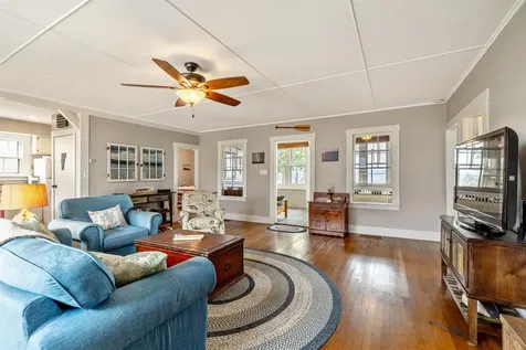 215 Lakeview Drive North Hero VT 05747