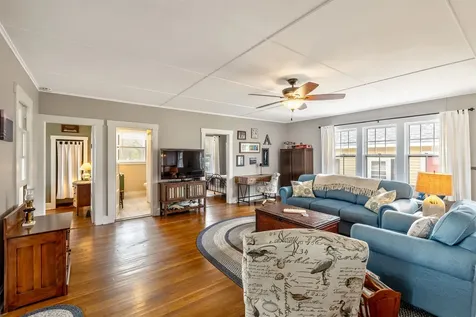 215 Lakeview Drive North Hero VT 05747