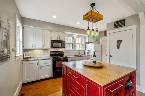 215 Lakeview Drive North Hero VT 05747