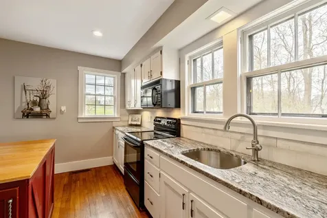 215 Lakeview Drive North Hero VT 05747