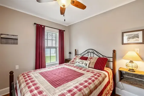 215 Lakeview Drive North Hero VT 05747