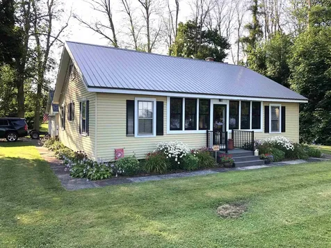 215 Lakeview Drive North Hero VT 05747