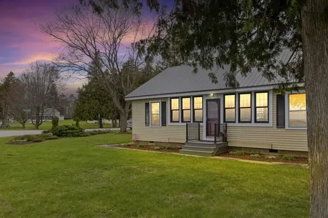 215 Lakeview Drive North Hero VT 05747