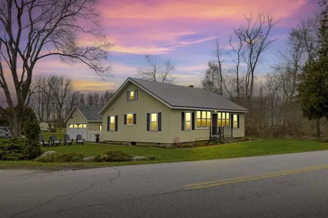 215 Lakeview Drive North Hero VT 05747