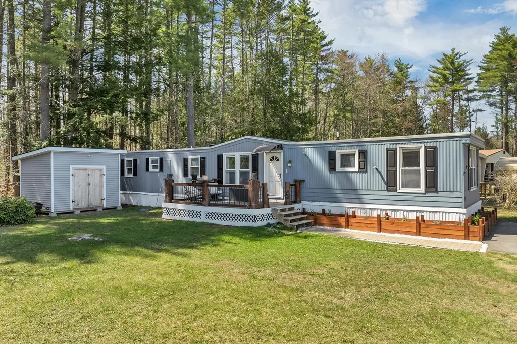 11 Chancellor Drive Concord NH 03303