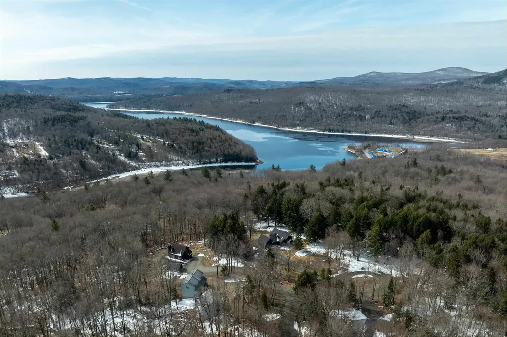 42 View Road Wilmington VT 05363