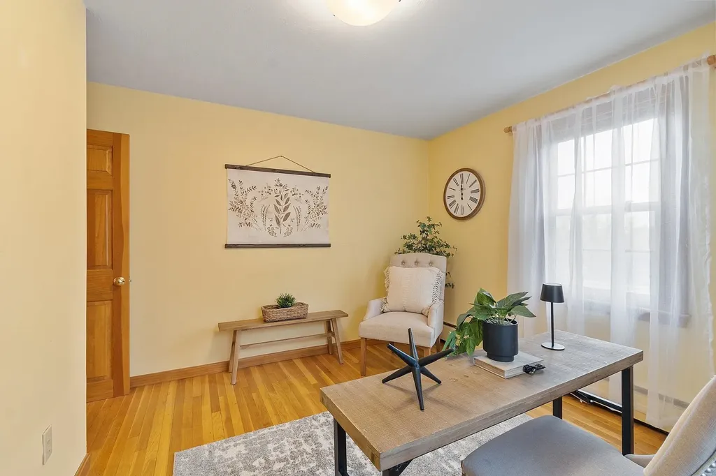 6 Pinehurst Avenue Nashua NH 03062