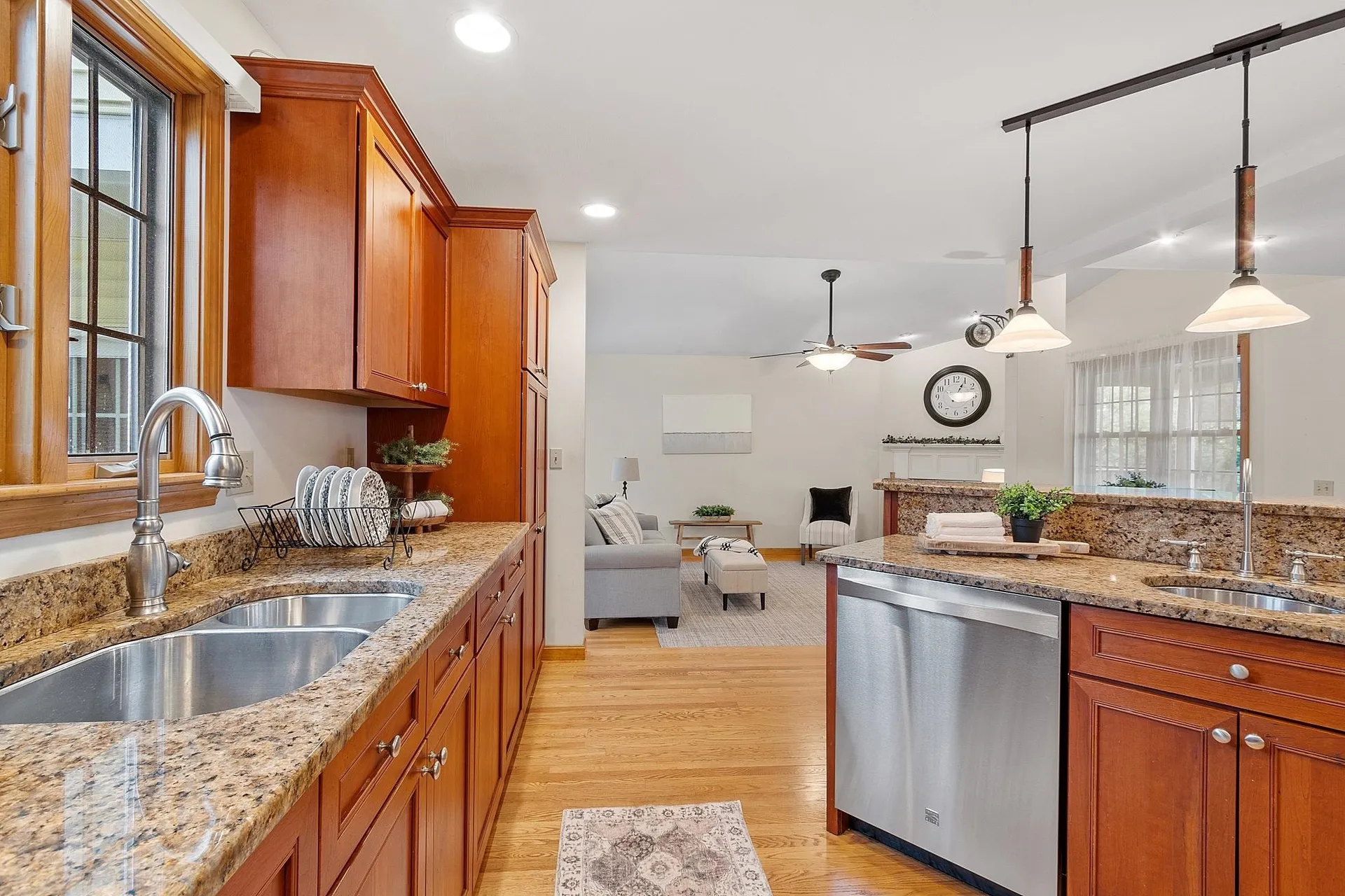 6 Pinehurst Avenue Nashua NH 03062