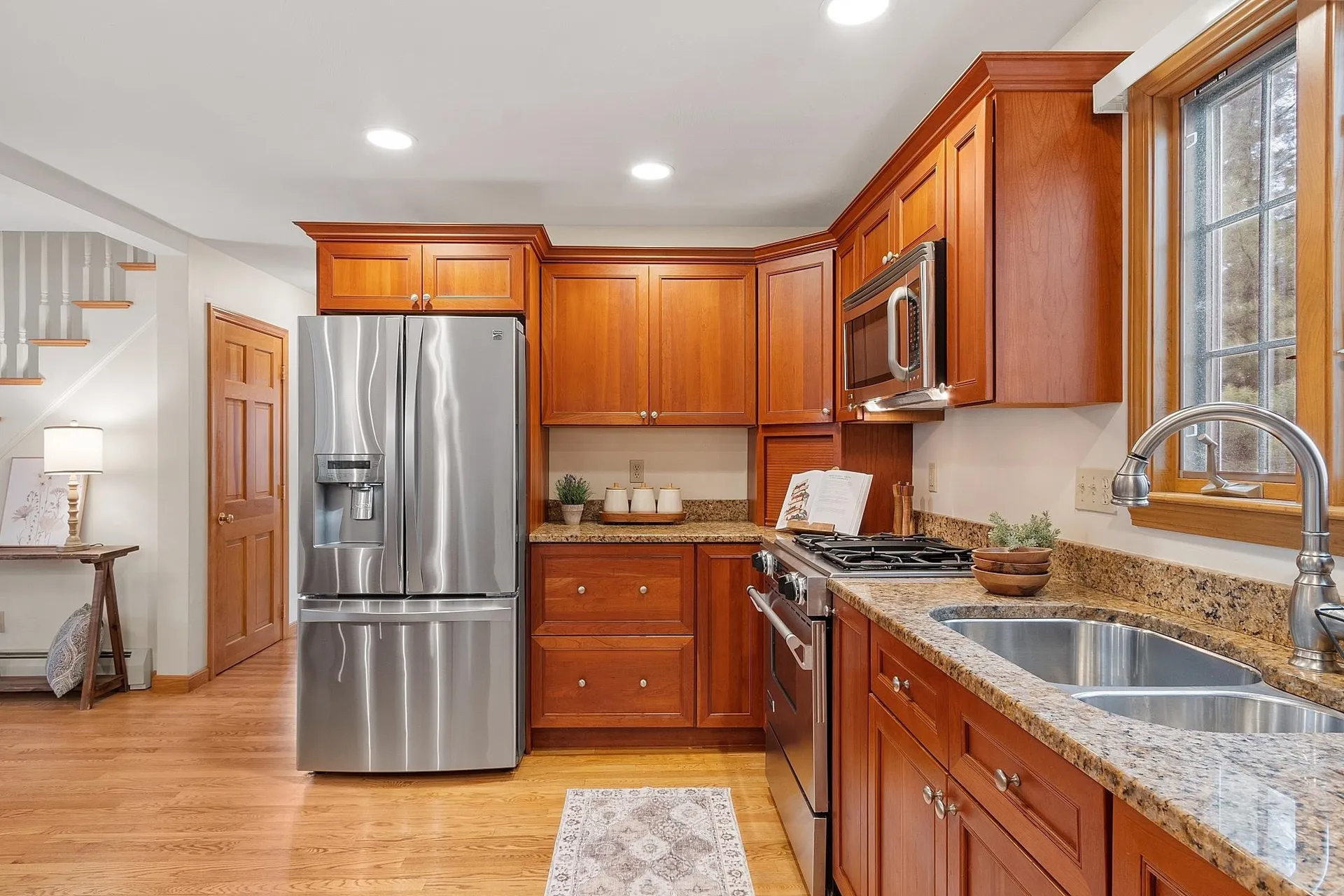 6 Pinehurst Avenue Nashua NH 03062