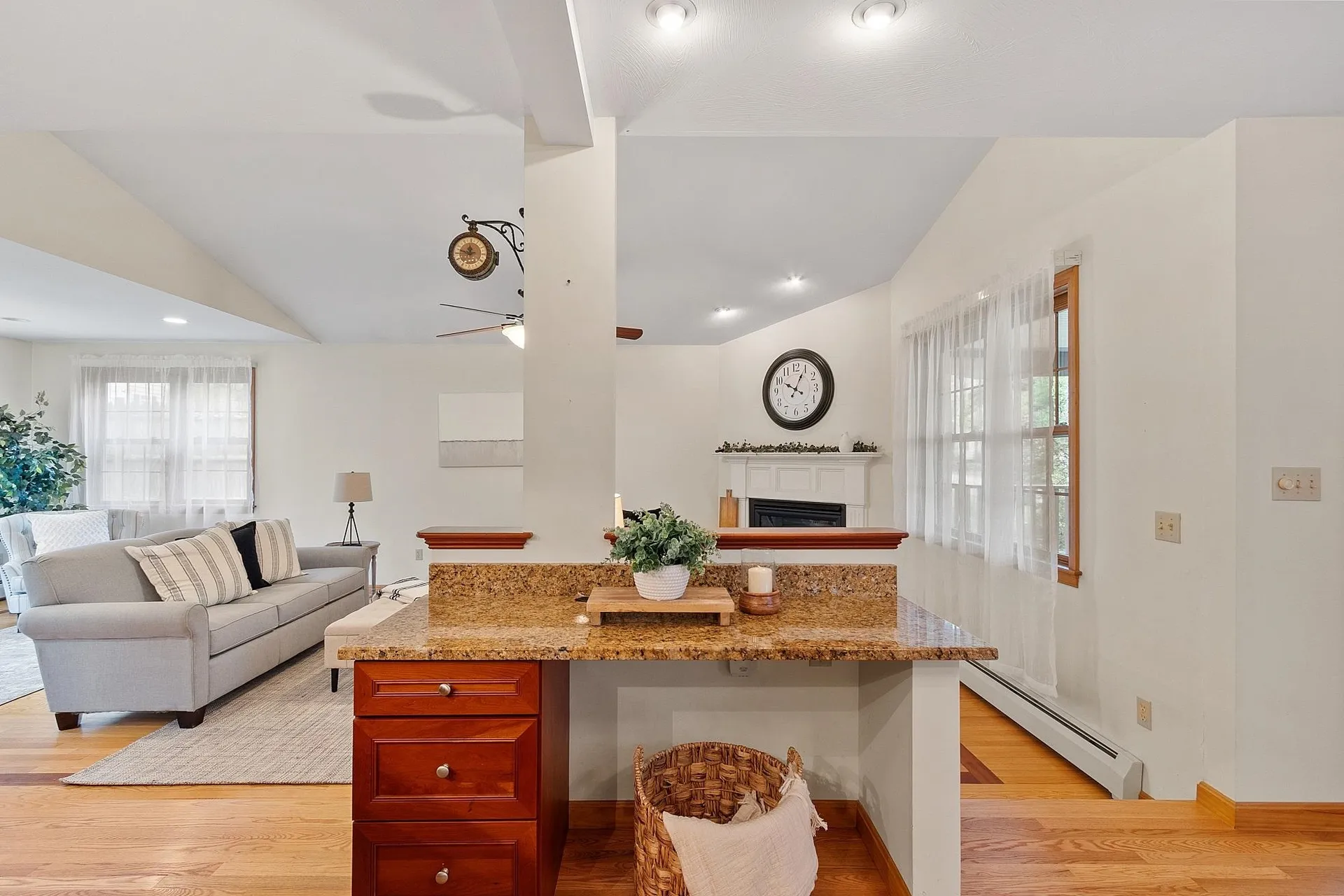 6 Pinehurst Avenue Nashua NH 03062